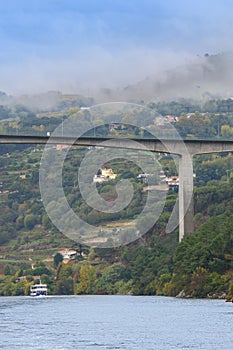 Bridge that overlooks the beautiful Douro River