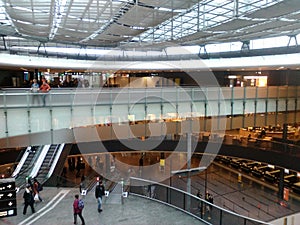 Bridge with Passengers, Entrance Hall and Shopping Area, Zurich-Airport ZRH