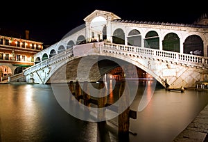 Bridge Rialto - Venice photo