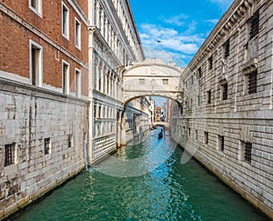 The Bridge of Sighs Ponte dei Sospiri, Venice, Veneto, northern Italy. The limestone bridge passes over the Rio di Palazzo, and