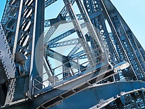 Bridge steel construction detail