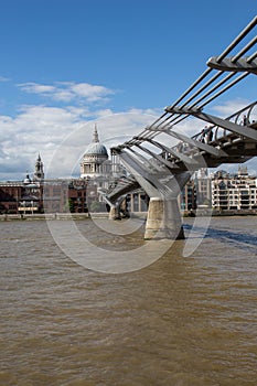 Bridge to St Pauls