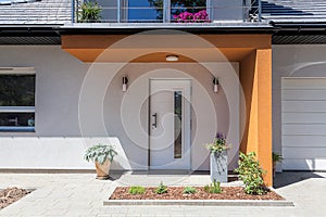 Bright space - front door