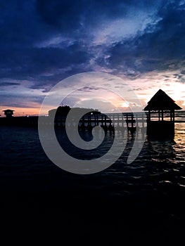 Brigth at the beach with sunset reflektion