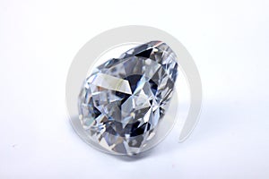 Briliant sparkling clear diamond, close up shoo