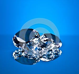 Brillant and diamond photo