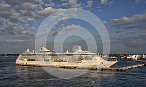 Brilliance of the Seas is a cruise ship belonging to the Royal Caribbean`s Radiance class.