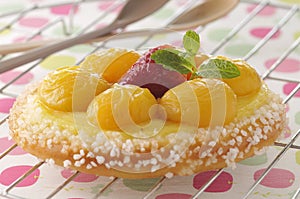 Brioche with fresh fruit