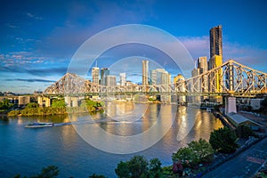 Brisbane city skyline and Brisbane river