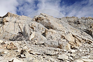 Brittle and highly fractured granite rocks near Khardung la (pass)