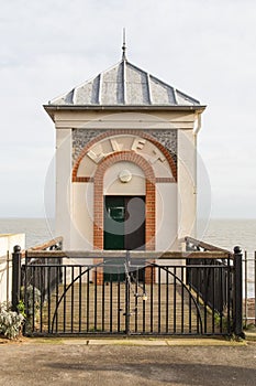 Broadstairs, Millennium cliff lift