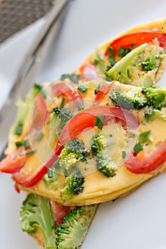 Broccoli and Tomato Omelette (omelet)