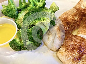 Broiled Fish with Broccoli