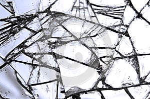 Zlomený sklo 