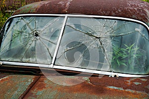 Broken Glass, Windshield, Vintage Car, Rust