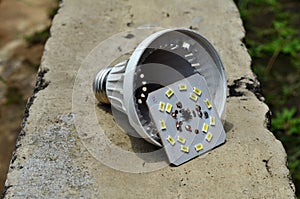 Broken LED bulb panel won`t light up