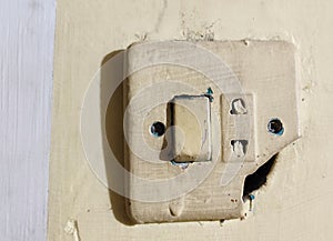 broken light switch