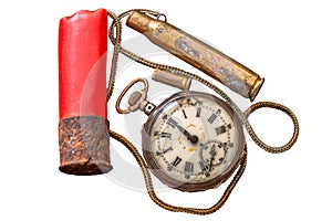 Broken pocket watches, hunting cartridges used and little chains