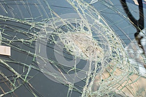 broken windshield in car accident