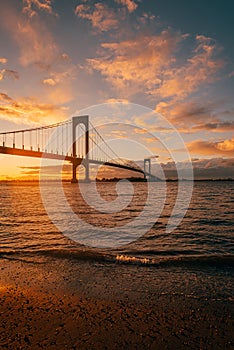 The Bronx-Whitestone Bridge at sunset, Queens, New York City