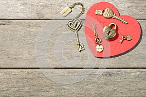 Bronze heart shape lock and keys