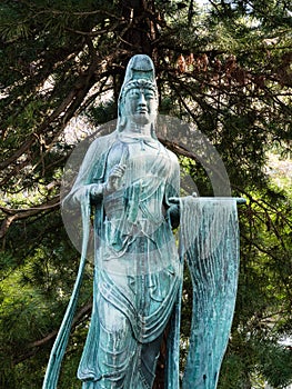 Bronze Japanese statue of Kannon