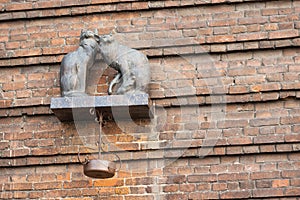 bronze monument Pair of cats