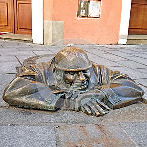 Bronze sculpture called man at work