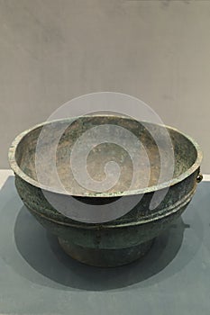 bronze yan cooking vessel warring states period