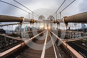 Brooklyn bridge in mÃ­st, New York City