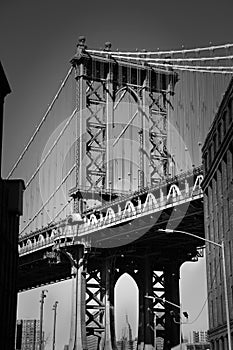Brooklyn bridge in New York in black and white