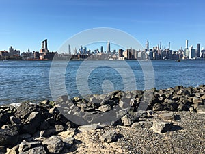 Brooklyn Hudson shoreline skyline city