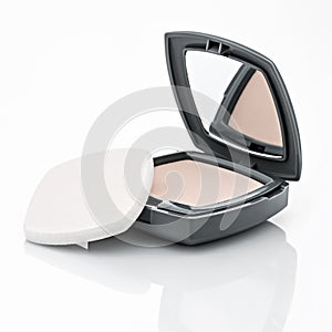 Brown bronzer, powder