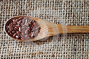 Brown linseed (flax seeds)