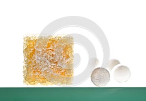 Brown sugar cubes and sweetener tablets