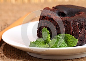 Brownie with chocolate shavings