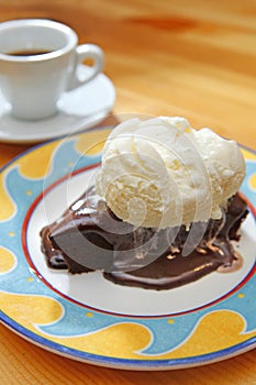 Brownie with ice cream