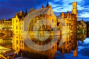 Brugge at night