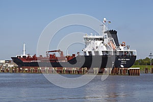 Brunsbuettel - Container vessel at lockage