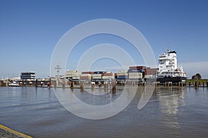 Brunsbuettel - Container vessel at lockage
