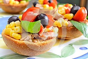 Bruschetta tunny and corn