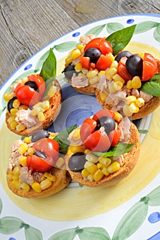 Bruschetta tunny and corn