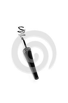 Brush for eyeliner with wavy line