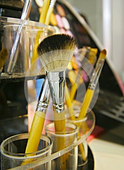 Brush make-up