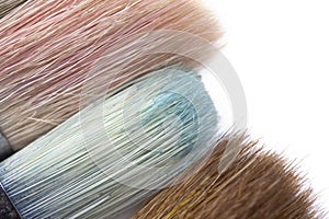 Brush tips with color residue