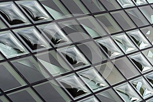 Bubbled Double Curve Convex Glass Windows