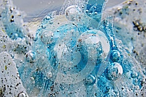 Bubbles in glass