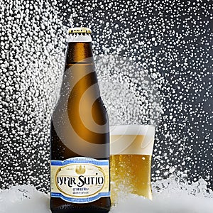 A bubbly and frothing texture with frothy beer and bubbly soap4, Generative AI