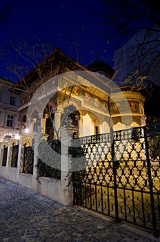 Bucharest by night - Stavropoleos Monastery photo