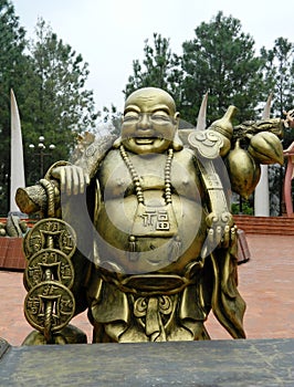 Budai gold sculpture photo